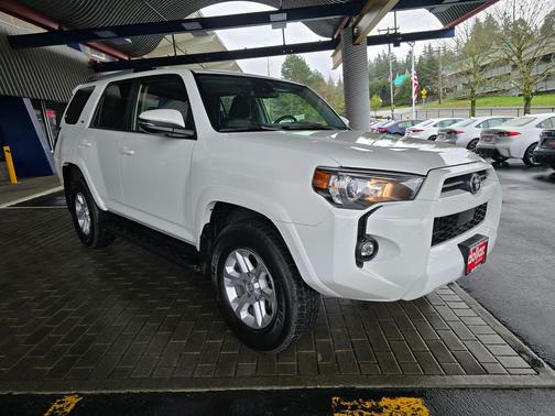 2024 Toyota 4Runner SR5 Premium