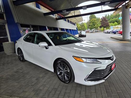 2023 Toyota Camry XLE
