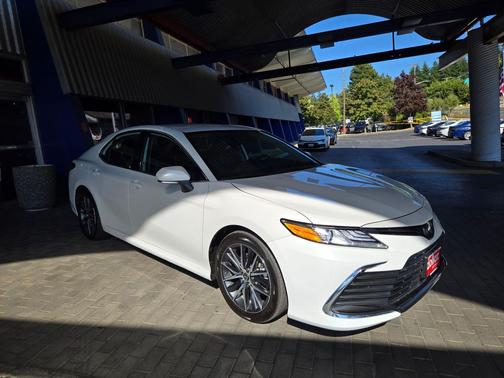 2024 Toyota Camry XLE