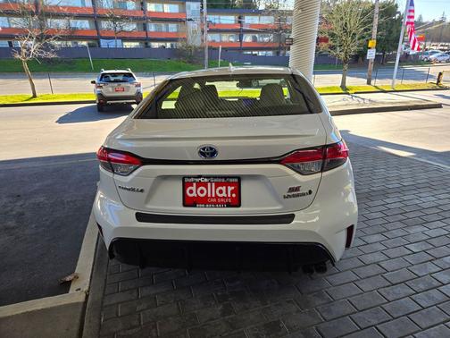 2024 Toyota Corolla Hybrid SE