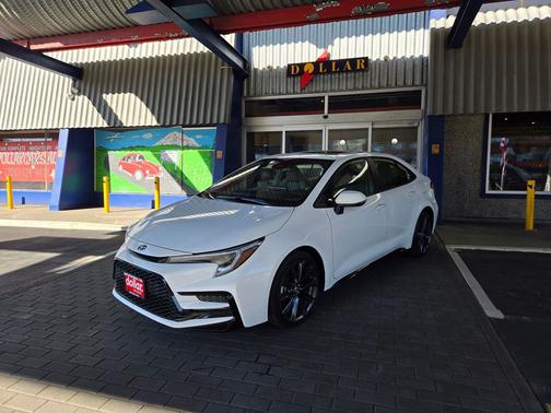 2024 Toyota Corolla Hybrid SE