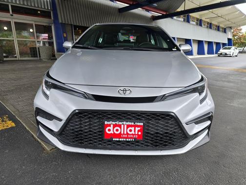 Classic Silver Metallic 2024 Toyota Corolla XSE