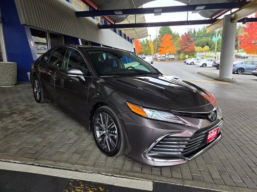 2024 Toyota Camry XLE