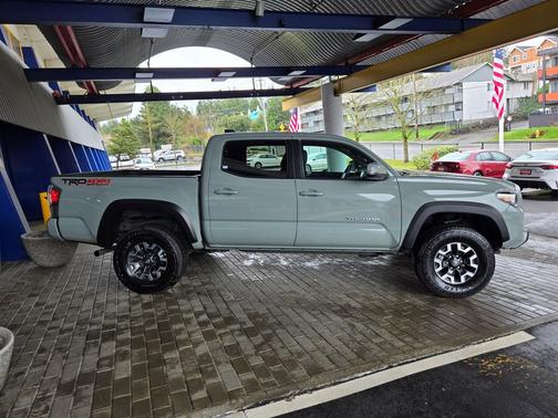 2023 Toyota Tacoma TRD Sport