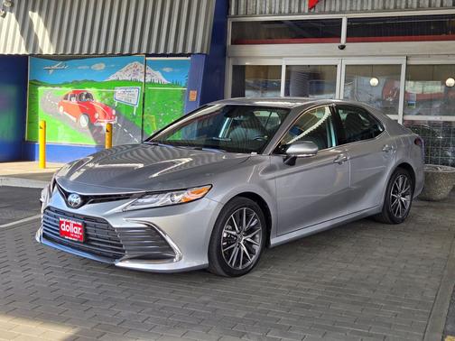 2024 Toyota Camry XLE