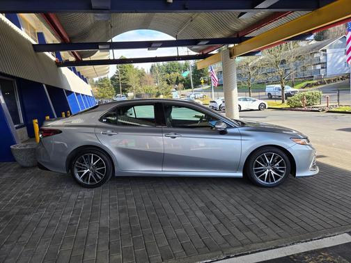 2024 Toyota Camry XLE