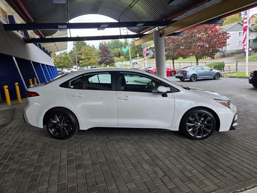 2023 Toyota Corolla XSE