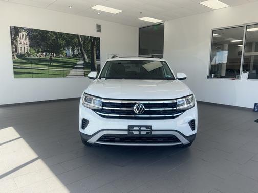 2023 Volkswagen Atlas 3.6 SE w/ Technology