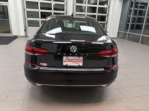 2022 Volkswagen Passat 2.0T SE