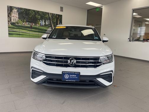 2024 Volkswagen Tiguan 2.0T SE