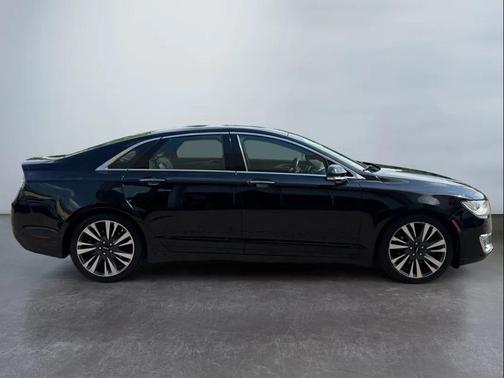 Black Velvet 2018 Lincoln MKZ Select
