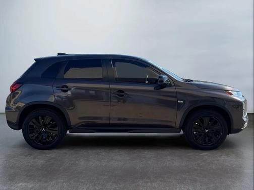 2024 Mitsubishi Outlander Sport 2.0 LE