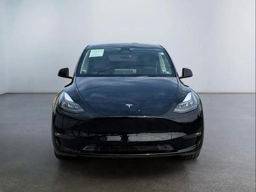 Solid Black 2025 Tesla Model Y Long Range Dual Motor All-Wheel Drive