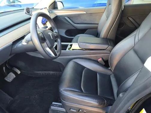 2025 Tesla Model Y Long Range Dual Motor All-Wheel Drive