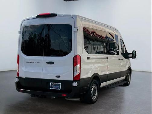 Oxford White 2024 Ford Transit-350 XL