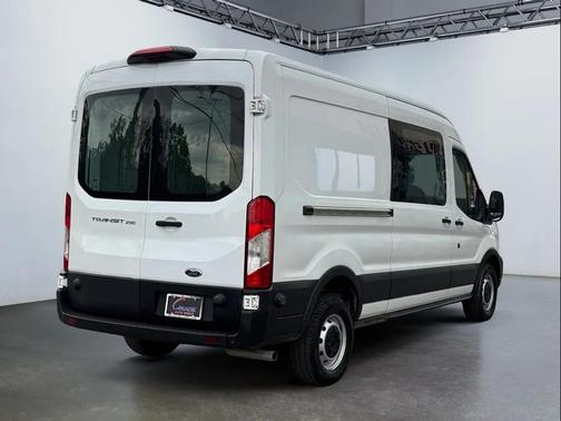 Oxford White 2024 Ford Transit-250 Base