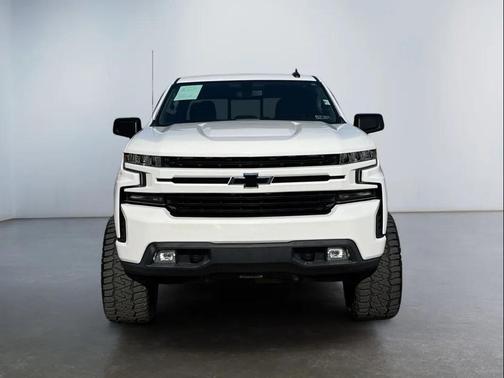 White 2020 Chevrolet Silverado 1500 RST