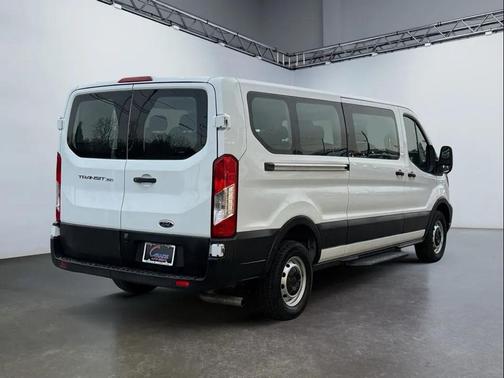 2024 Ford Transit-350 XL