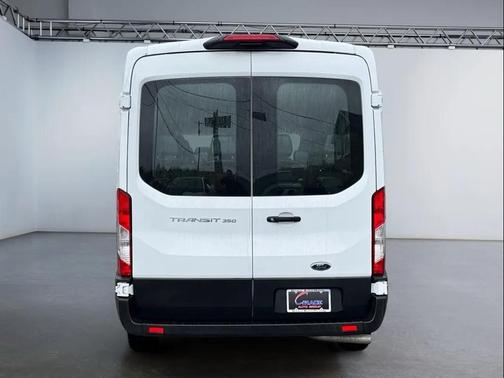 2025 Ford Transit-350 XL