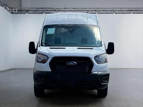 2022 Ford Transit-250 Base