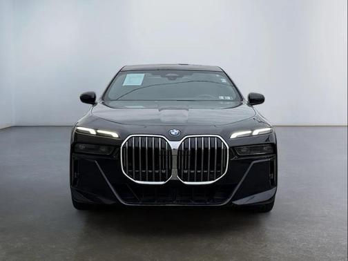 2023 BMW 760 i xDrive