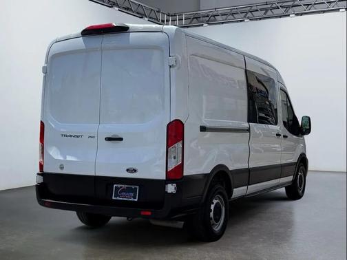 Oxford White 2021 Ford Transit-250 Base