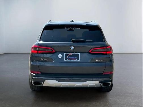 Gray 2019 BMW X5 xDrive40i