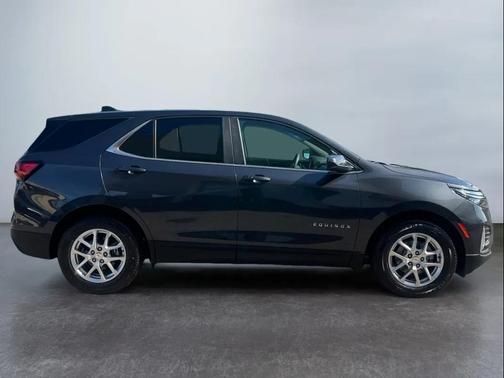Iron Gray Metallic 2022 Chevrolet Equinox 1LT
