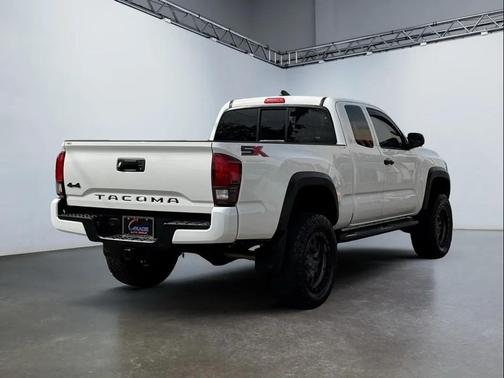 2021 Toyota Tacoma SR