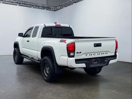 2021 Toyota Tacoma SR