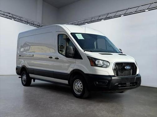 2022 Ford Transit-250 Base