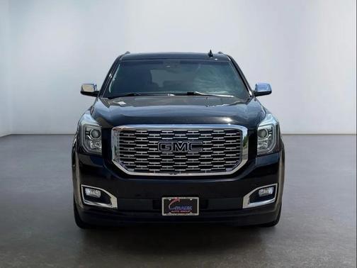 Dark Sapphire Blue Metallic 2019 GMC Yukon Denali