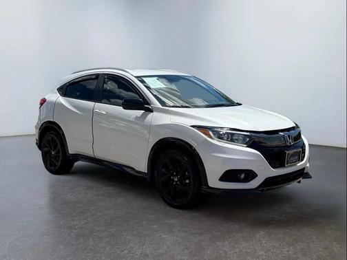 White 2021 Honda HR-V AWD Sport