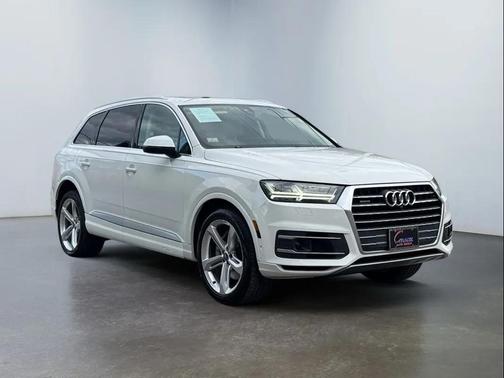 2019 Audi Q7 55 Prestige