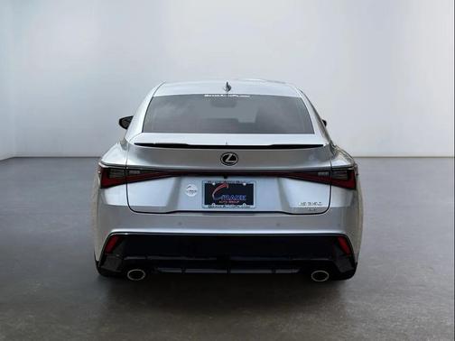 2022 Lexus IS 350 Base