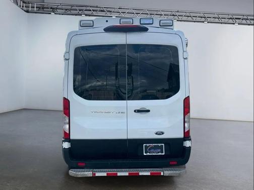 Oxford White 2023 Ford Transit-250 Base