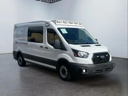 Oxford White 2023 Ford Transit-250 Base