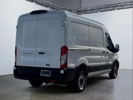 Oxford White 2021 Ford Transit-250 Base