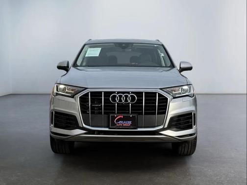 2022 Audi Q7 55 Premium