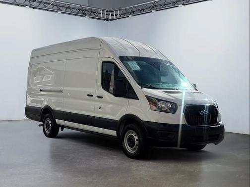 2022 Ford Transit-350 Base