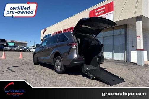 2021 Toyota Sienna LE
