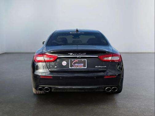 2018 Maserati Quattroporte S GranLusso
