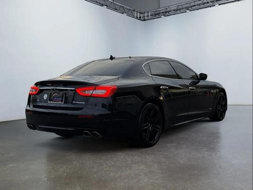 2018 Maserati Quattroporte S GranLusso