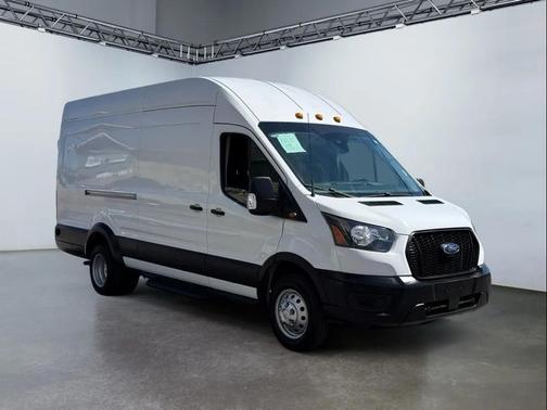 Oxford White 2023 Ford Transit-350 Base