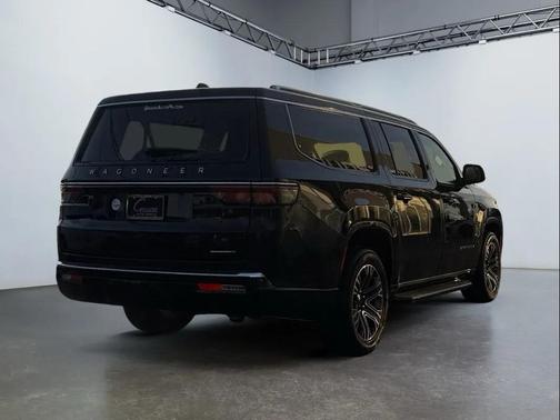 2024 Jeep Wagoneer L Series II 4x4