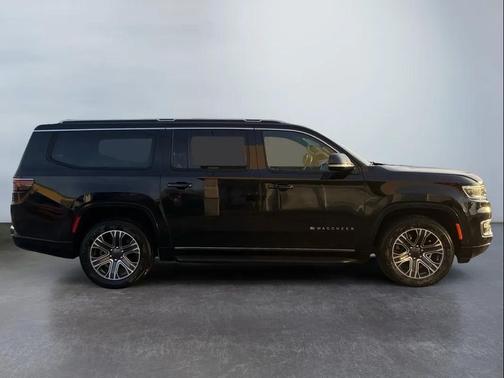 2024 Jeep Wagoneer L Series II 4x4