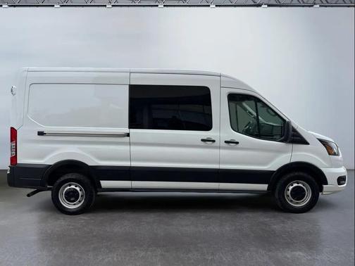 Oxford White 2024 Ford Transit-250 Base