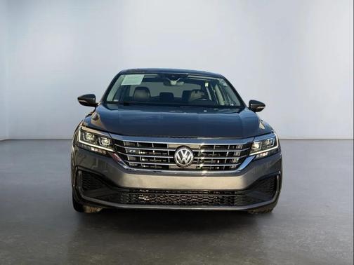 2020 Volkswagen Passat 2.0T R-Line