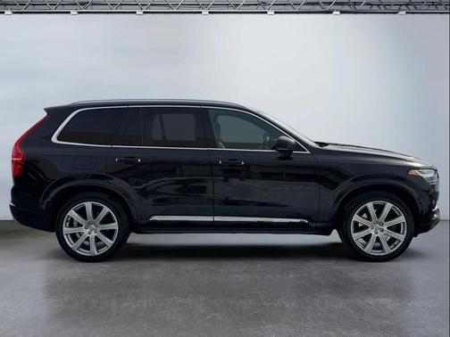 2019 Volvo XC90 T6 Inscription