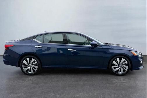 2022 Nissan Altima Platinum Intelligent AWD